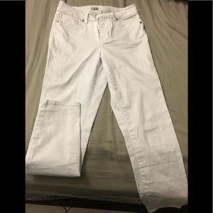 White ankle jeans